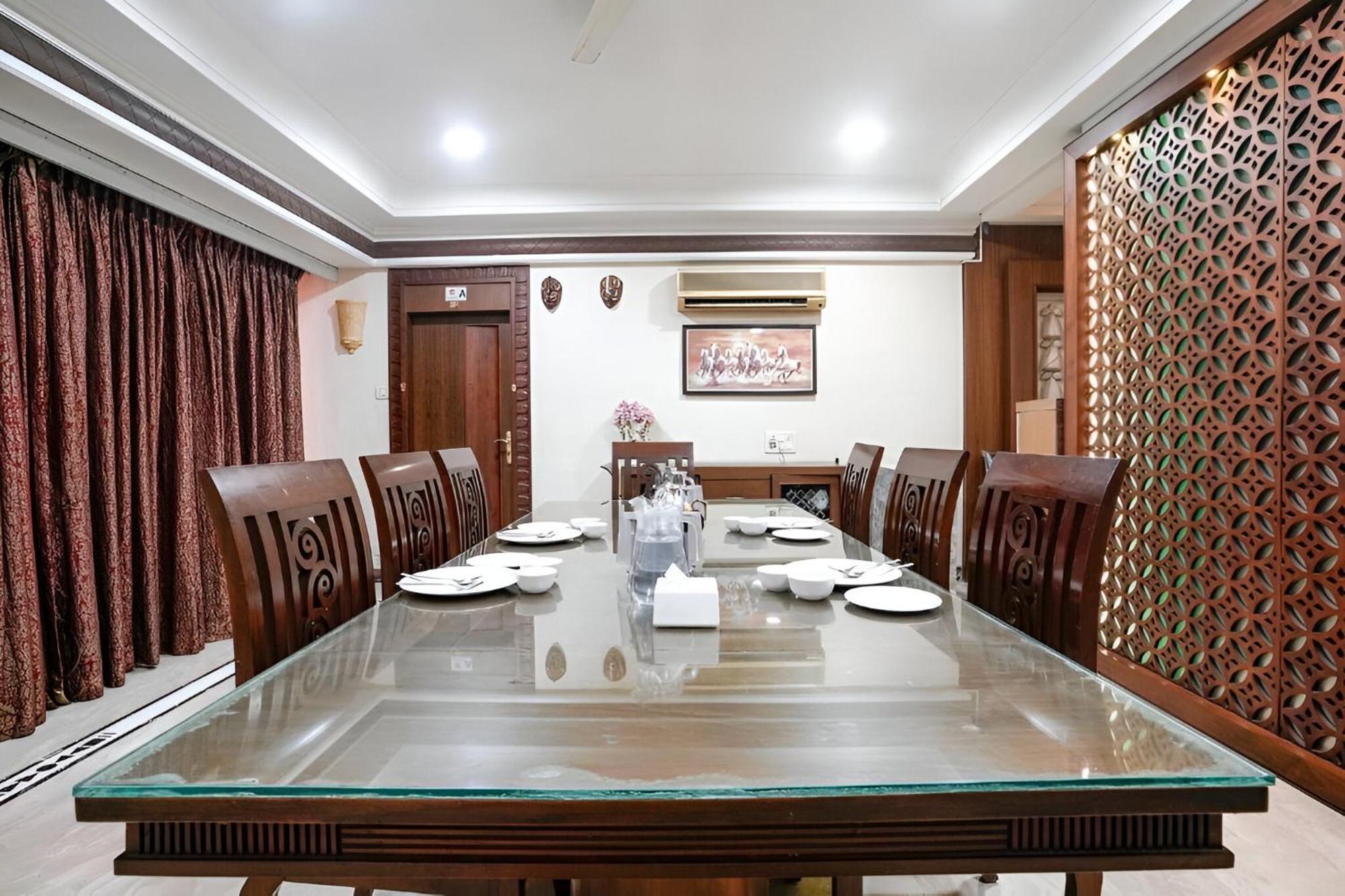 Apartament Retreats At Welcome Nr International Airport